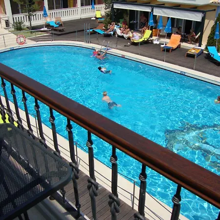 아파트호텔 Captain Stavros